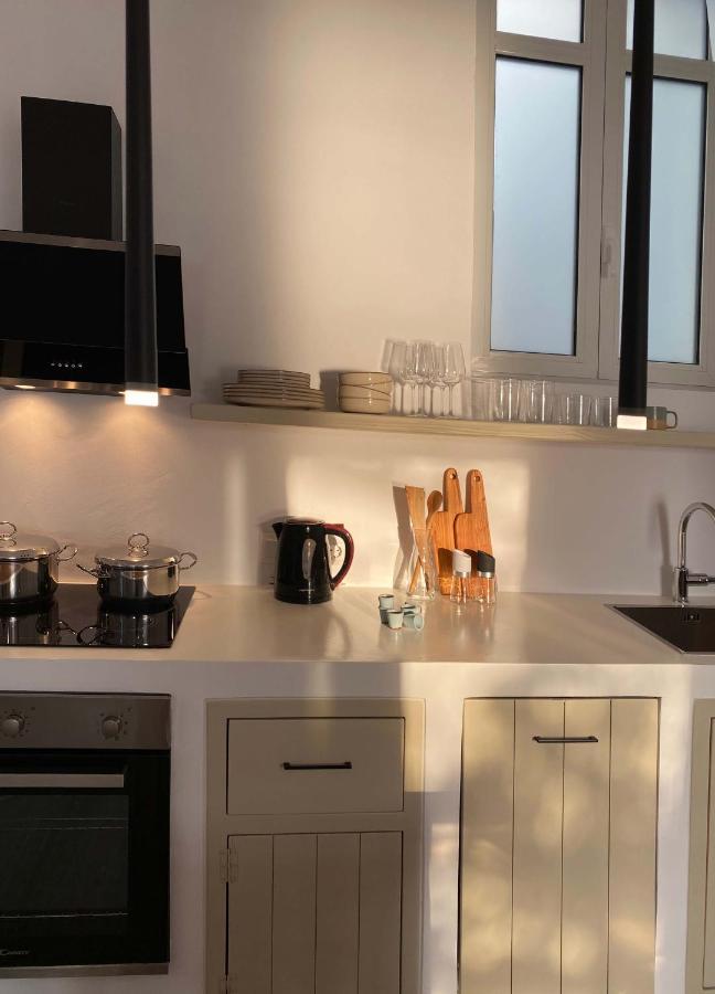 Lyra Seafront Apartment , Paroikia Town Center المظهر الخارجي الصورة
