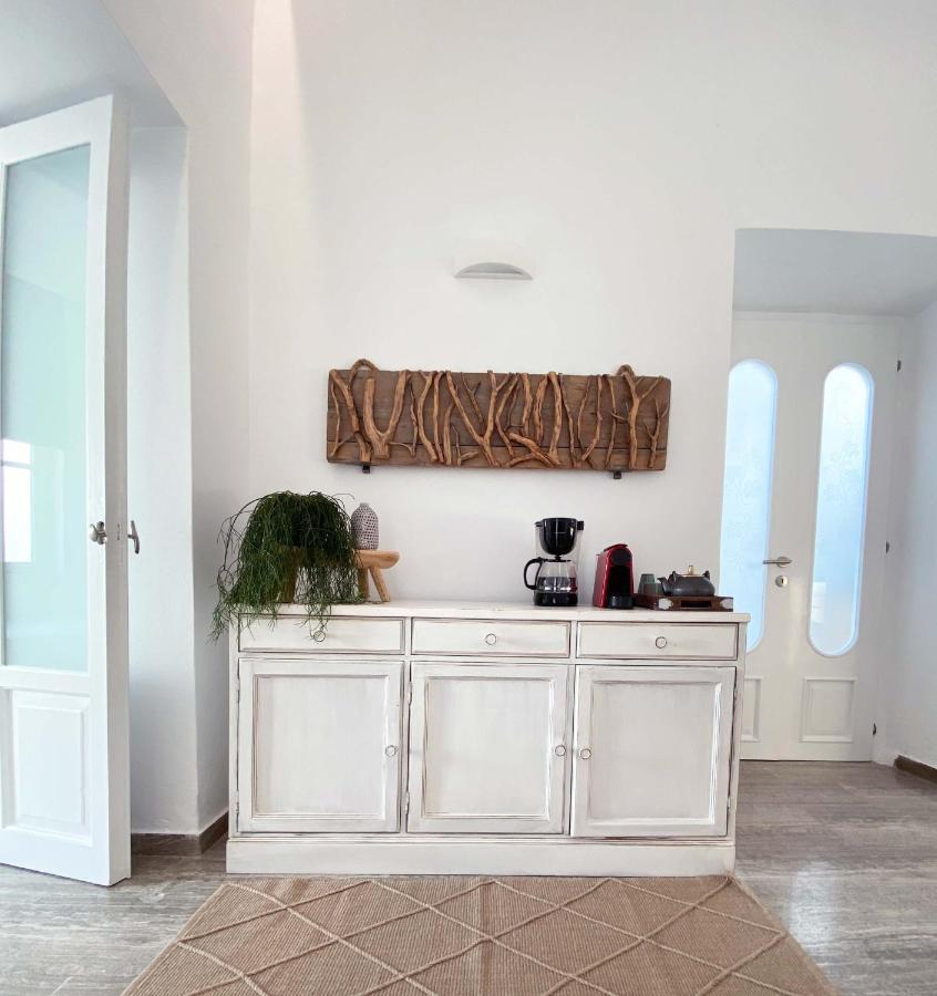 Lyra Seafront Apartment , Paroikia Town Center المظهر الخارجي الصورة